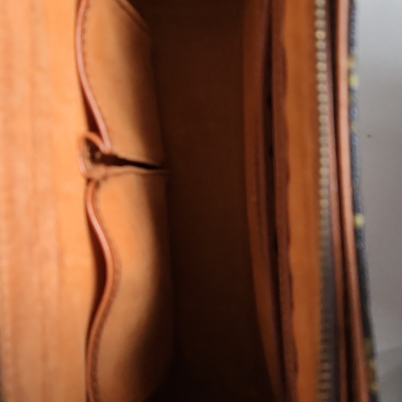 Printed Brown Faux Leather Shoulder Bag - Picture 8 of 9